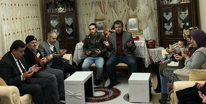 Akif Çağatay Kılıç Eşi İle Afrin Şehitlerinin Ailelerini Ziyaret Etti