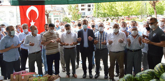 Ali Kaya Manavı Dualarla Açıldı