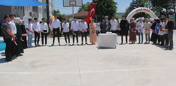 Anadolu İmam Hatip Lisesi Yılsonu Etkinliği Düzenlendi