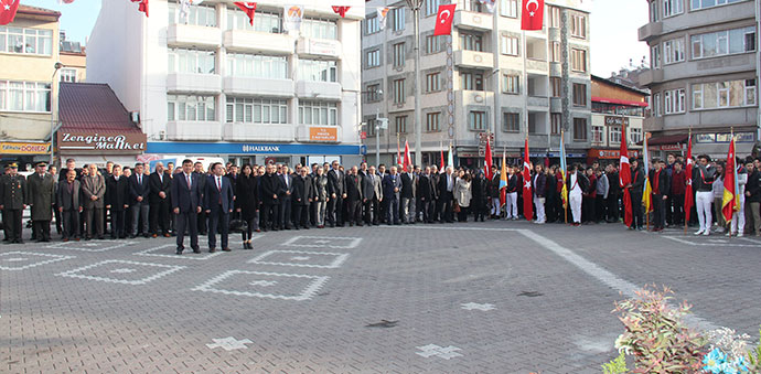 Atamızı Saygıyla Andık