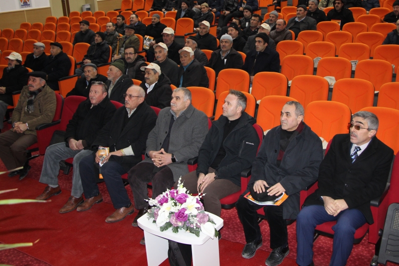 Ayçiçeği Üreticilerine Tohum Ve İlaç Tanıtımı Yapıldı