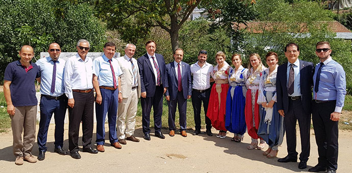 Başkan İkiz Makedonya’da Yörüklerle Buluştu