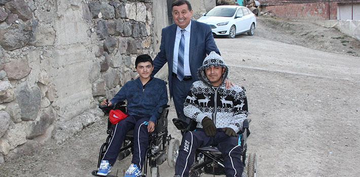Başkan İkiz’den Engelli Kardeşlere Yol Sözü