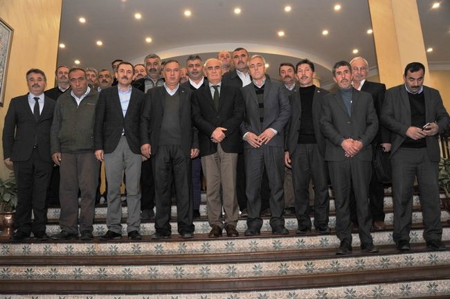 Başkan Yılmaz Muhtarlara Seslendi; “Köylerimizi Ayırt Ettiysem Namerdim”