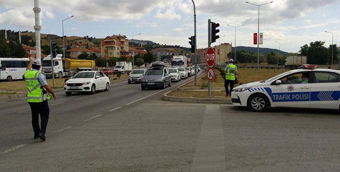 BAYRAM TRAFİĞİ BAŞLADI