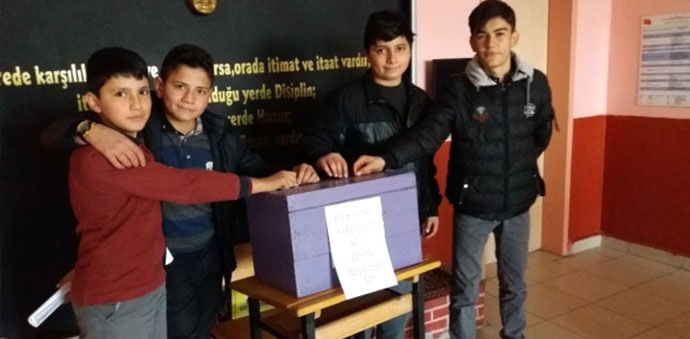 Bekdiğinli Küçüklerin Eli Yemen'e Uzandı