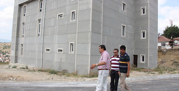 Cem Evi Yolu Yapımında Son Aşamaya Gelindi