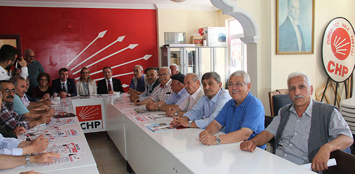 CHP’de Bayram Kutlama Programı Yapıldı