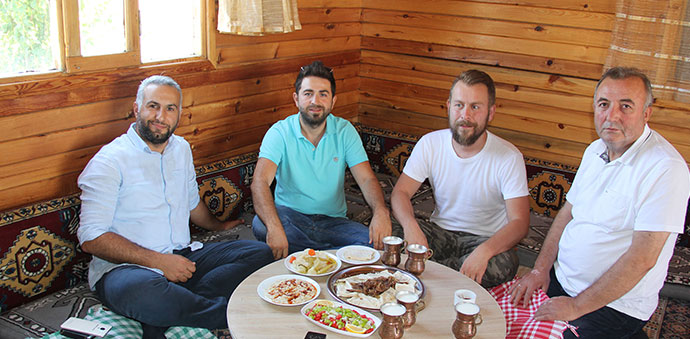 Dünyaca Ünlü Ödüllü Şef Havza’da Tiridi İnceledi