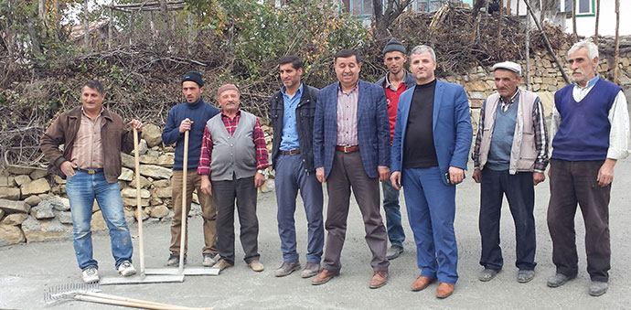 Elmacık Mahallesini Ziyaret Etti