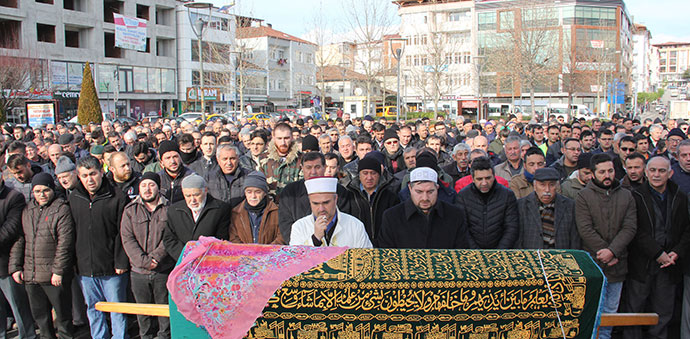 Emekli Öğretmen’in Kızı Yaşama Tutunamadı