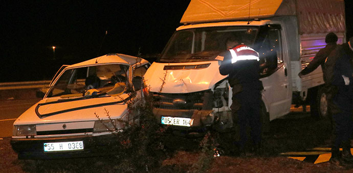 Ereli Kavşağında Trafik Kazası 3 Yaralı