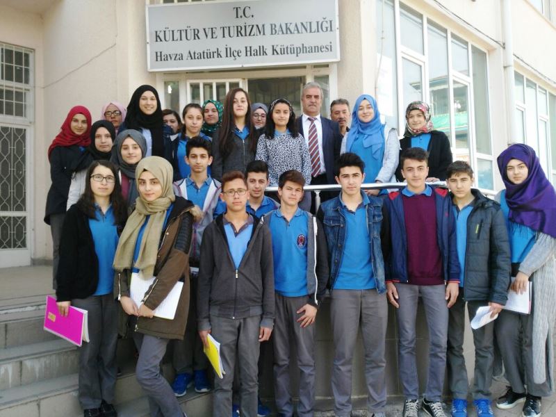 Fen Lisesi Halk Kütüphanesini Ziyaret Etti