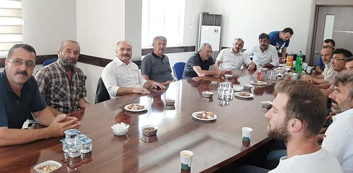 Genç Çiftçi Projesinde Hasta Hayvanlar Dağıtıldığı İddia Edildi