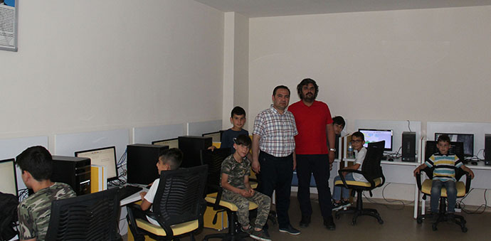 Gençlik Merkezinde Ücretsiz Kurslar Başladı