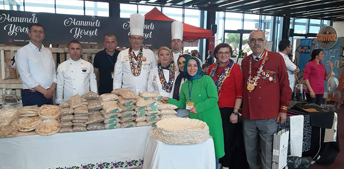 HANIMELİ YUFKA PASTA VE PASTACILIK STANTINDA YERİNİ ALDI
