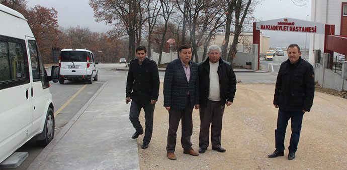Hastane Önüne Durak Yapılıyor