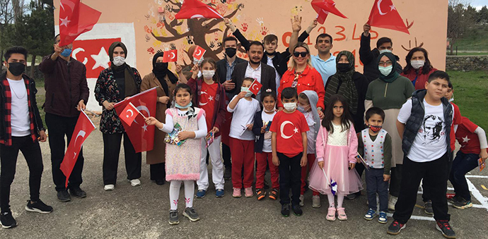 Havza Ak Gençlik öğrenciler ile 23 Nisan’ı kutladı
