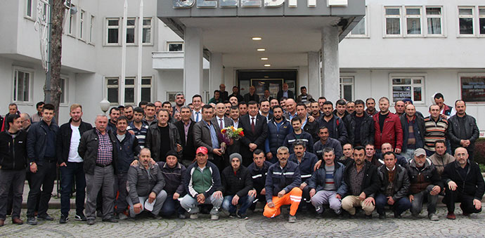 Havza Belediyesinde Taşeron İşçilerin Hem Kadro Hem de Sendika Sevinci