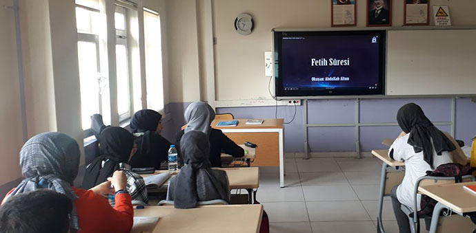 Havza Fen Lisesi Kahraman Ordumuz İçin Fetih Suresi Okuyor