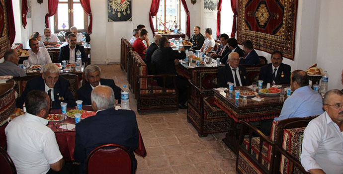 Havza Kaymakamlığı, Gazilere Yemek Verdi