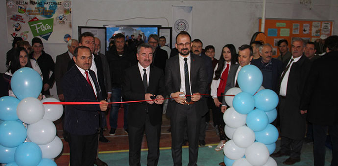 Havza’da ‘4006 TÜBİTAK Bilim Fuarı’ açıldı