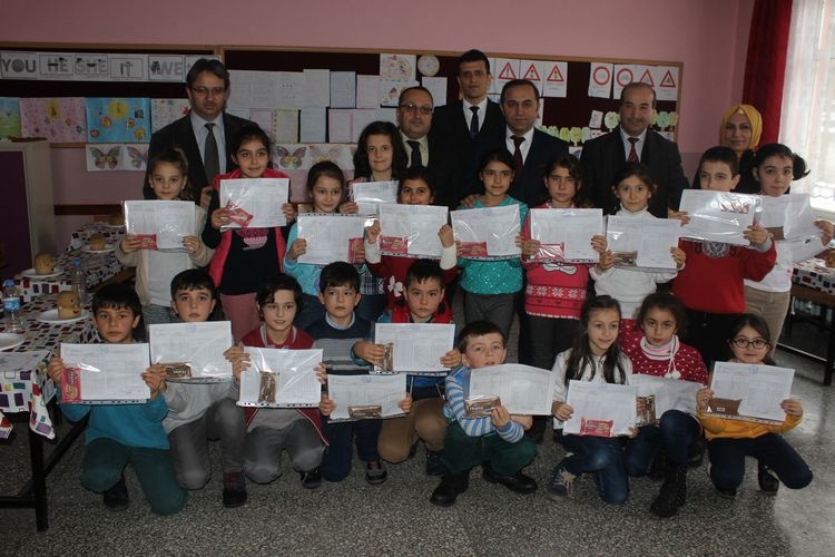 Havza’da 8 Bin 5 Öğrenci Karne Aldı- Resimli Haber