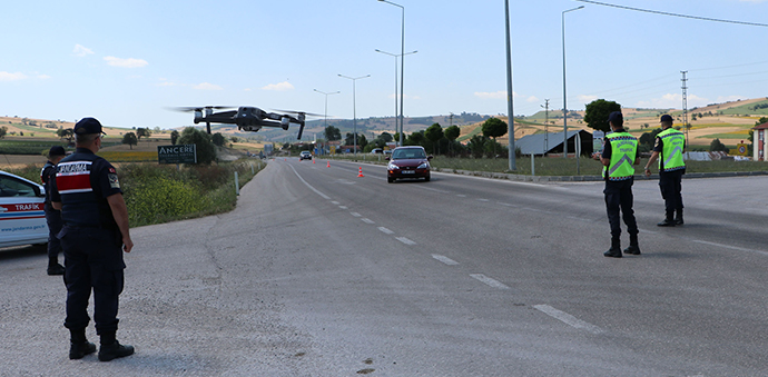 Havza'da Jandarmadan Dronelu Trafik Denetimi