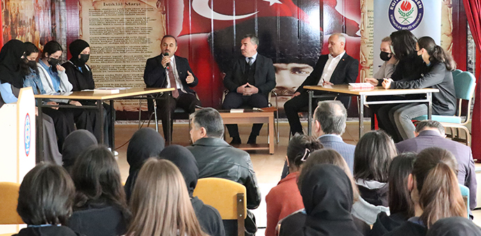 Havza’da Kitap Tahlil Buluşma Etkinliği Düzenlendi