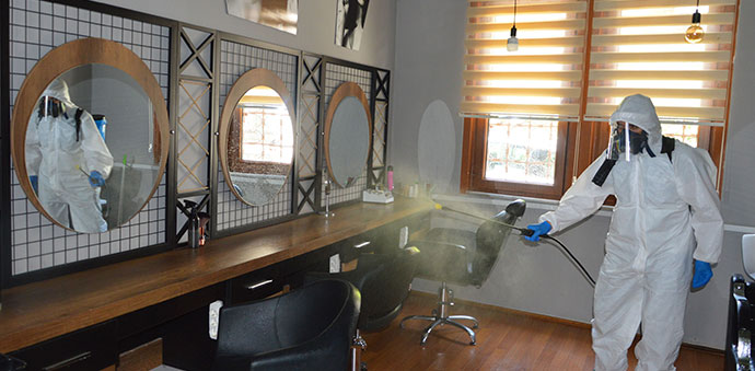 Havza’da Kuaför, Berber Ve Güzellik Salonları Dezenfekte Edildi