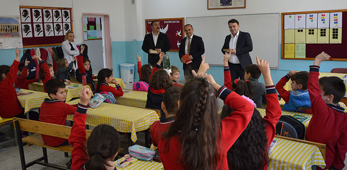 Havza’da Öğrencilerle Okuyoruz 100. Yıl İlkokulunda