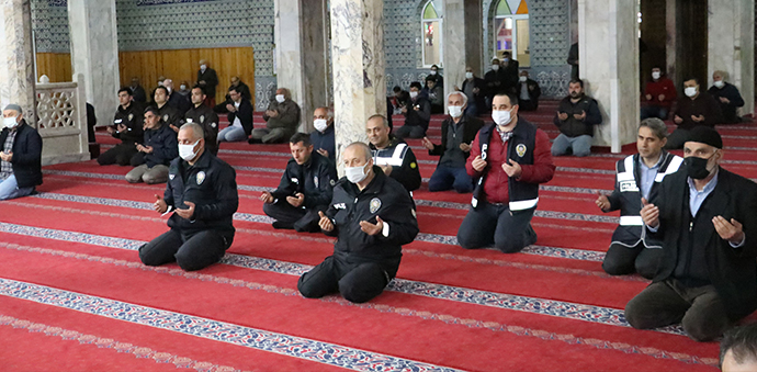 Havza’da Polis Haftası Nedeni Şehitler İçin Mevlit Okundu