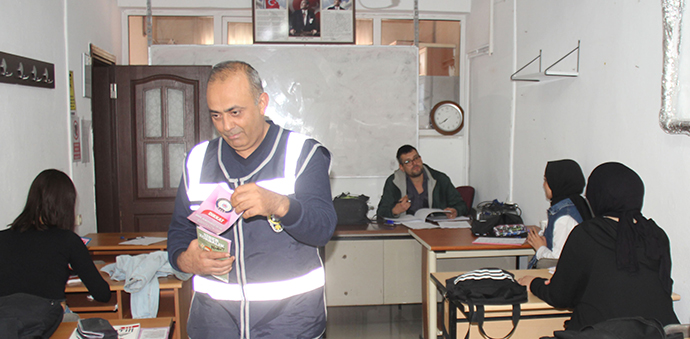 Havza'da Polis, İnternet Ve Telefon Dolandırıcılığına Karşı Uyardı