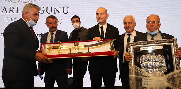 Havza’lı Muhtarlardan Bakan Soylu’ya Kılıç