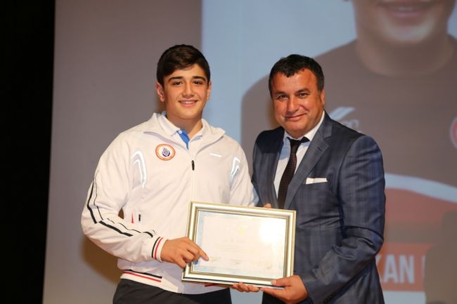 Havza’lı Pehlivan Türkiye Şampiyonu Oldu