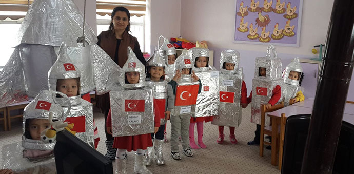 Hayalleri Büyük Olan Çocukların Hedefleri De Büyük Olur