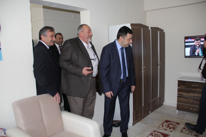 Hayırsever Gurbetçiden Huzurevi Ve Rehabilitasyon Merkezine Yardım