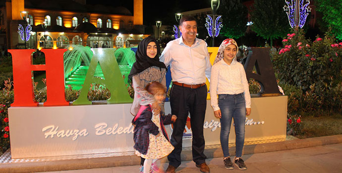 İlçe Logosu Kevser Camisi Önünde Yerini Aldı