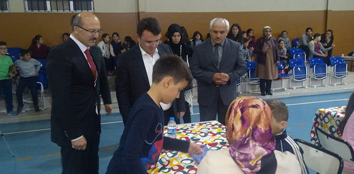 İlkokullar Arası Zeka Oyunları Yarışması Düzenlendi