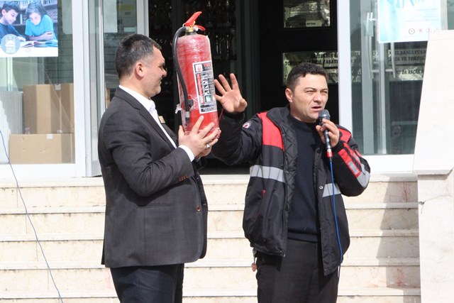 İmam Hatip Lisesinde Deprem Ve Yangın Tatbikatı