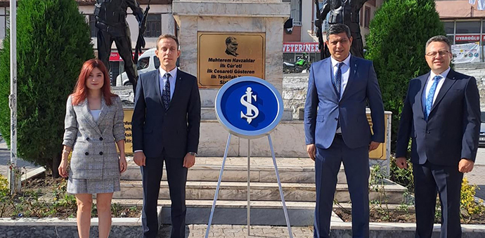 İŞ BANKASI KURULUŞUNUN 98.YILINI KUTLUYOR