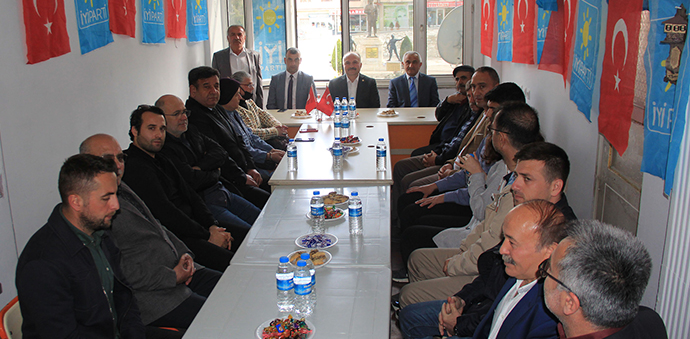 İYİ Parti Grup Başkanvekili Usta Bayramlaşma Programına Katıldı