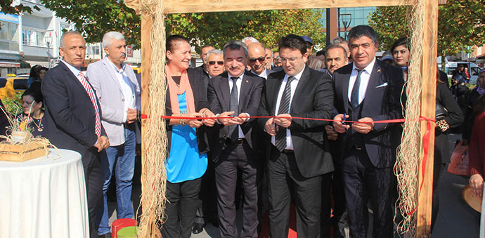 Kadınlara Özel İlk Kıvılcım Çarşısı Açıldı
