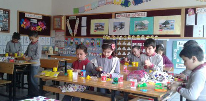 Karşıyaka Okulunda Zorba Olma Arkadaş Ol Etkinliği