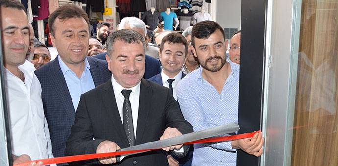 Kasap Ke-Pa Döner Bıçağı İle Açıldı