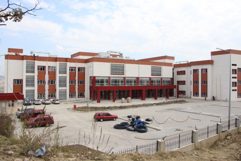 Kaymakam Yeni Hastane Binasını Gezdi