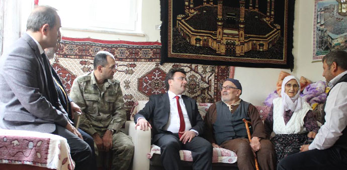 Kaymakam Yılmaz Halk Buluşmasında Mahalleleri Gezdi