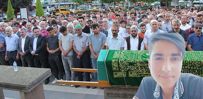 Kaza Ölen16 Yaşındaki Genç Toprağa Verildi.
