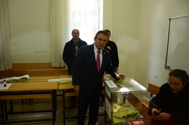 Kemal Zeybek Oyunu Havza\'da Kullandı