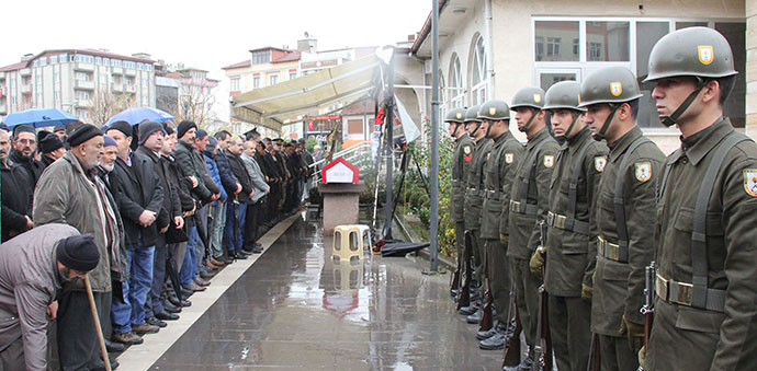 Kıbrıs Gazisi Arslan Toprağa Verildi